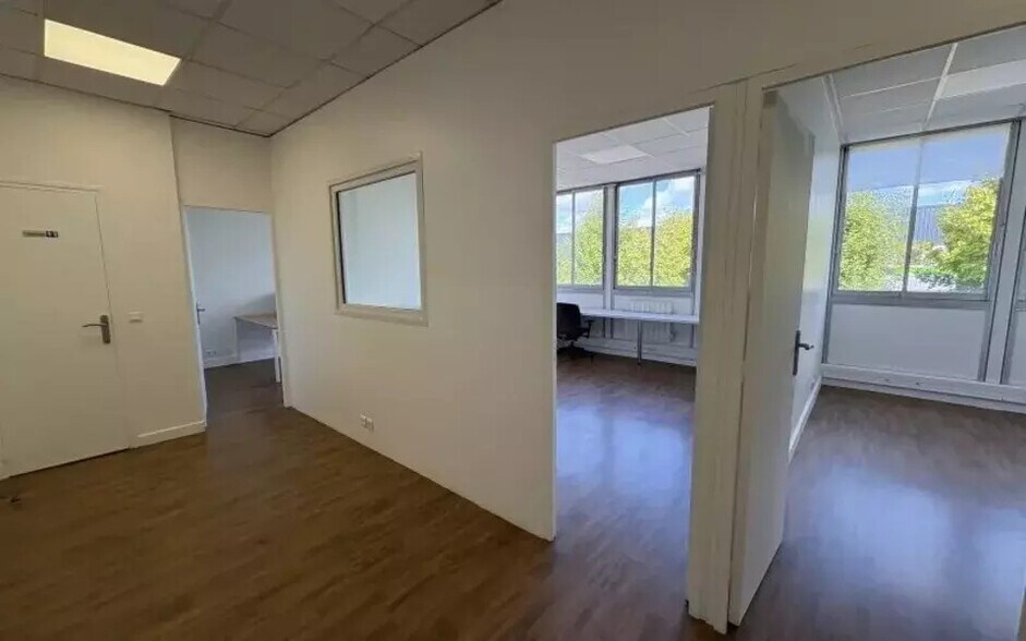 30 Rue Des Osiers, Coignières à louer - Photo intérieure – Image 3 sur 7
