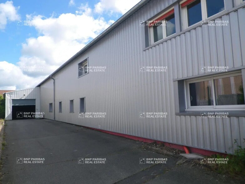 Bureau dans Saint-Jean-le-Blanc à louer - Photo de l’immeuble – Image 2 sur 12