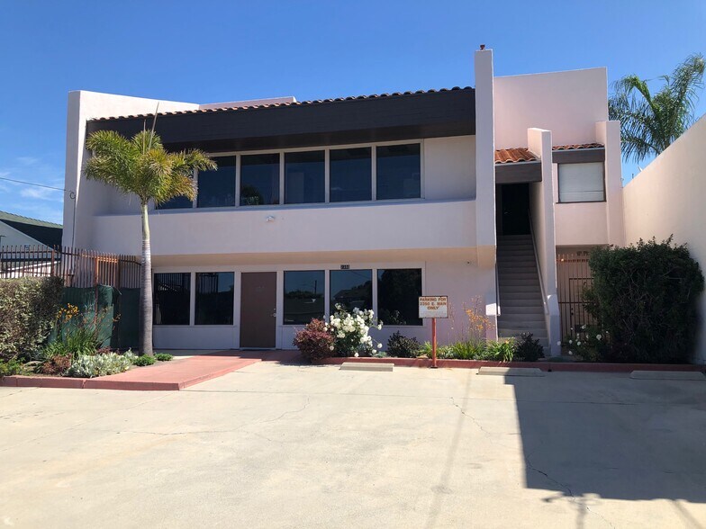 2350 E Main St, Ventura, CA à louer - Photo de l’immeuble – Image 3 sur 4