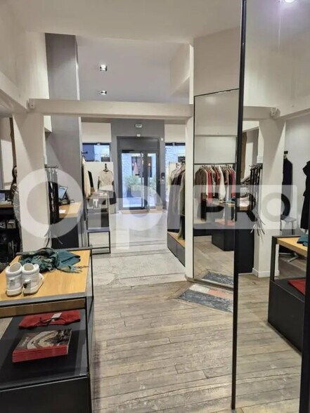 Local commercial dans Reims à louer - Photo intérieure – Image 1 sur 5