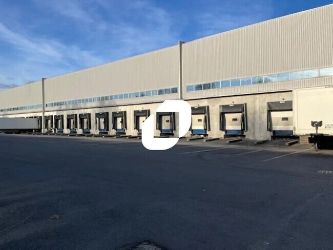 Plus de détails pour Bureau, Industriel/Logistique à louer