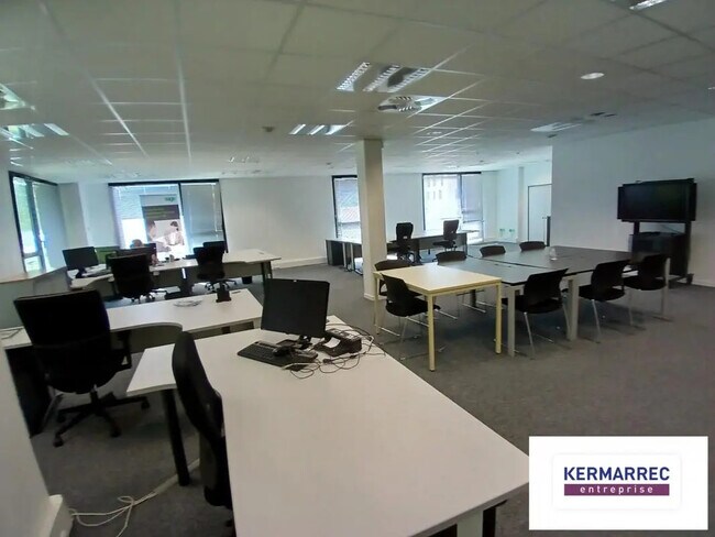 Plus de détails pour Bureau à louer