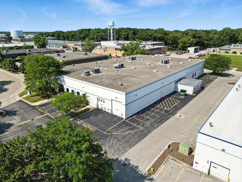 8130 River Dr, Morton Grove, IL à vendre - Photo de l’immeuble – Image 2 sur 72