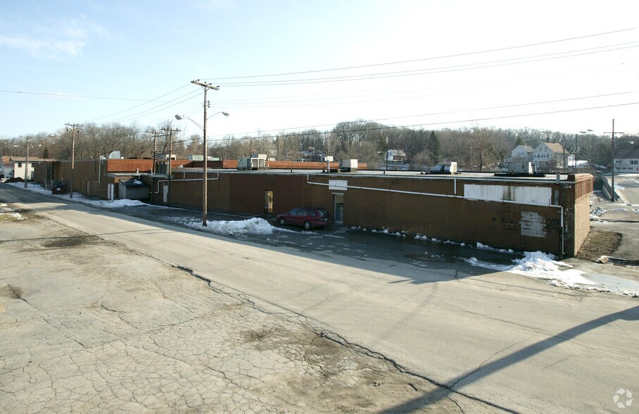 50 Pleasant St, Norwich, CT à louer - Photo de l’immeuble – Image 2 sur 14