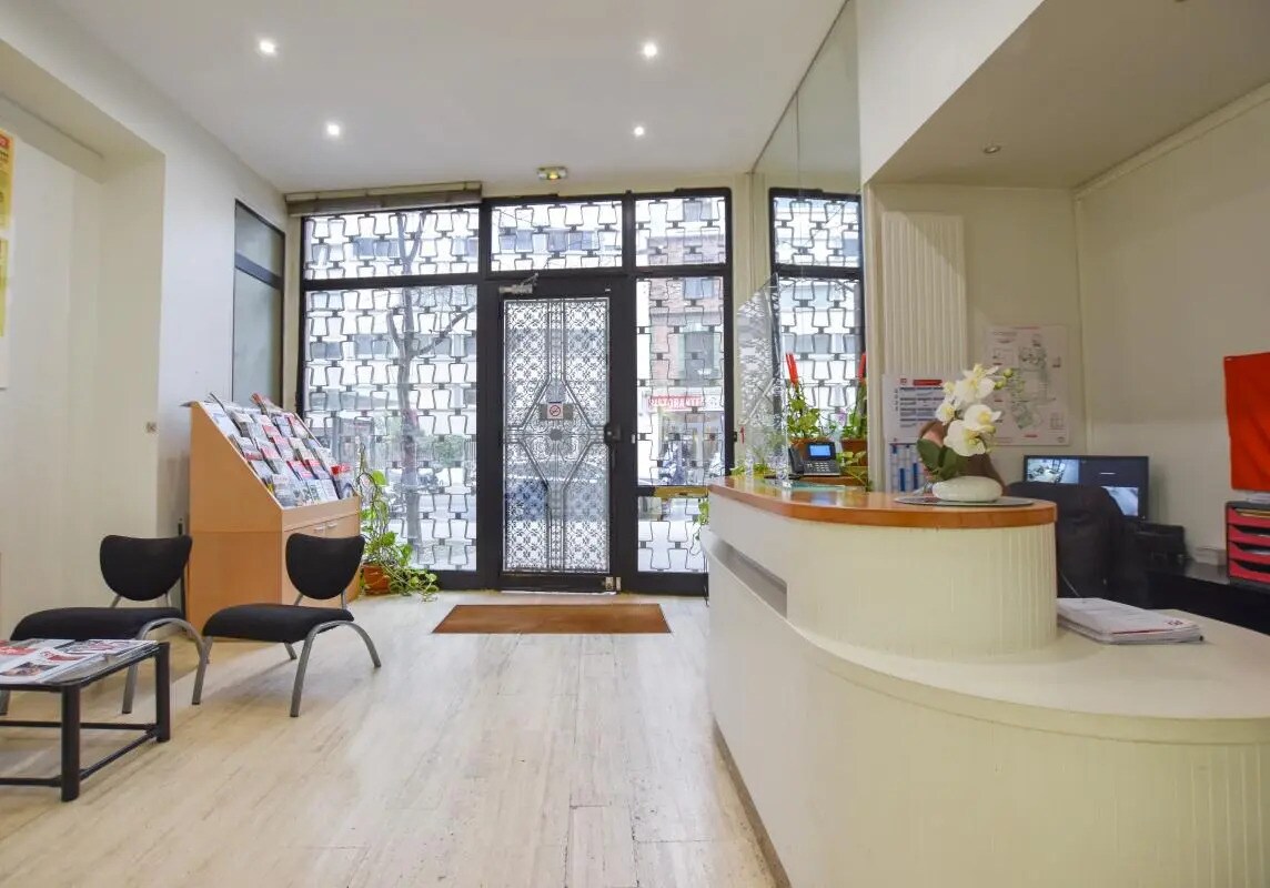Bureau dans Paris à louer Photo de l’immeuble– Image 1 sur 9
