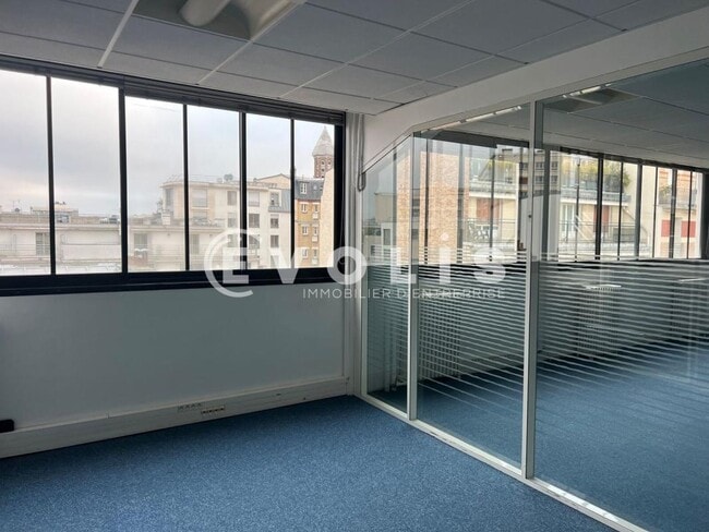 Plus de détails pour Bureau à louer