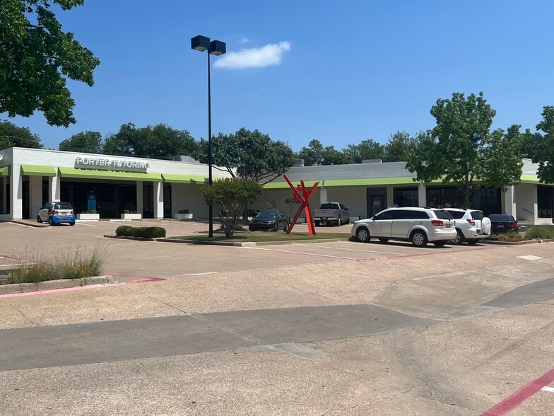 2122 W Park Row Dr, Arlington, TX à vendre - Photo de l’immeuble – Image 3 sur 3