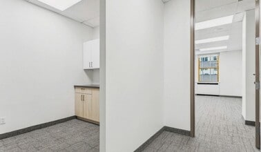 8 King St E, Toronto, ON à louer Photo intérieure– Image 2 sur 6