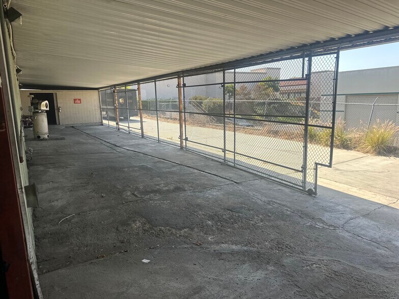 10809 Prospect Ave, Santee, CA à louer - Photo intérieure – Image 3 sur 13