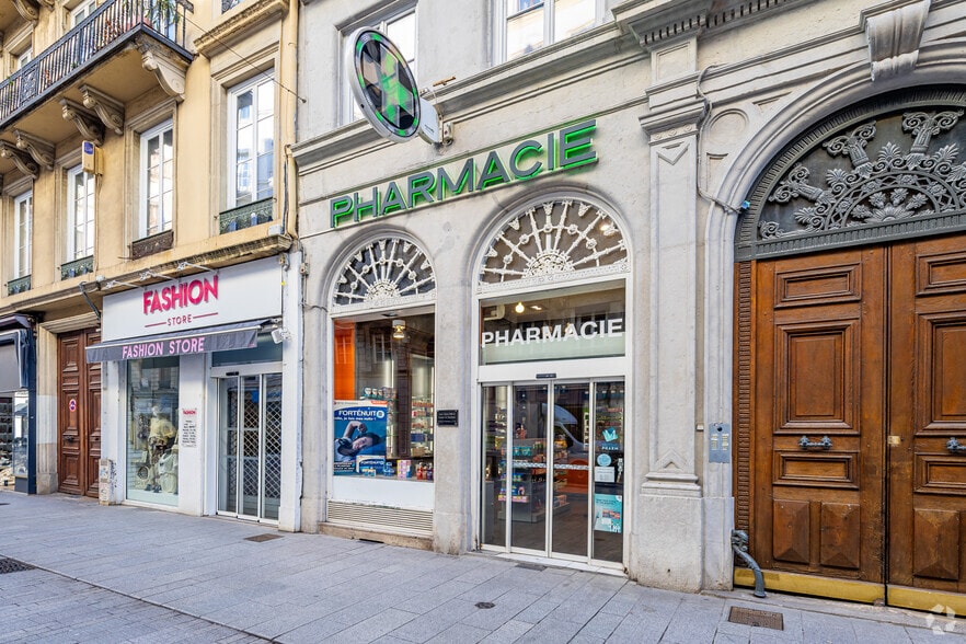 63 Rue Victor Hugo, Lyon à louer - Photo de l’immeuble – Image 3 sur 3