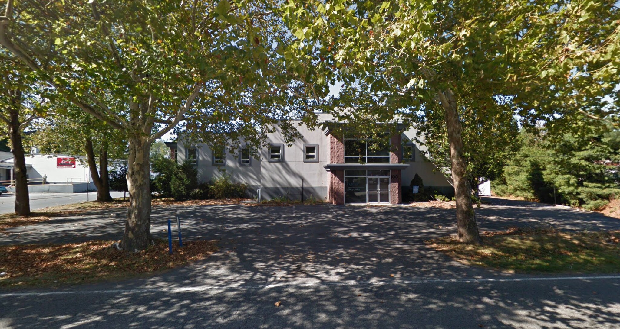 100 Gibraltar Rd, Reading, PA à louer Photo principale– Image 1 sur 6