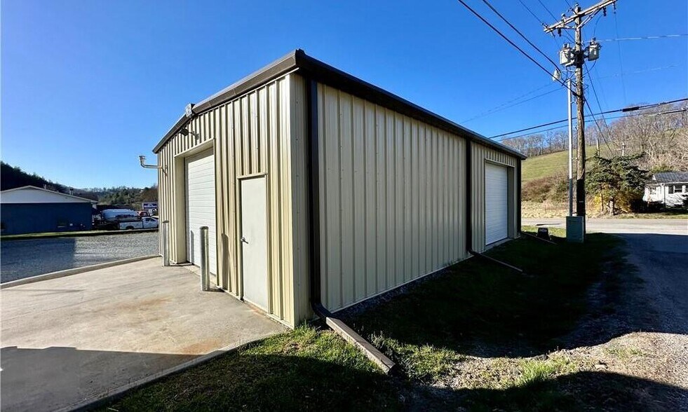 4965 US Highway 421 N, Vilas, NC à louer - Photo de l’immeuble – Image 3 sur 5