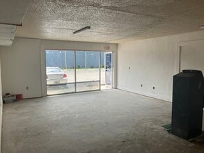 12691-12695 Mcgregor Blvd, Fort Myers, FL à louer Photo intérieure– Image 2 sur 5