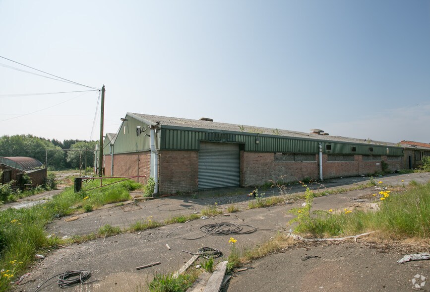 Mount Rd, Burntwood à louer - Photo de l’immeuble – Image 2 sur 8
