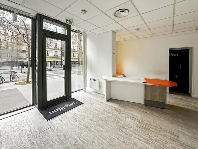 Plus de détails pour Avenue De Villiers, Paris - Local commercial à louer