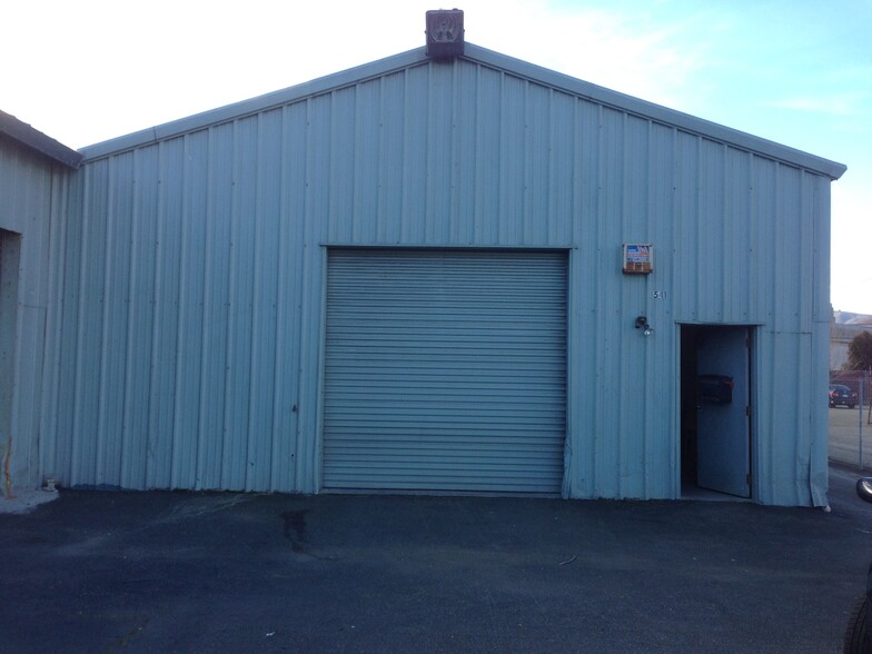 537-541 Railroad Ave, South San Francisco, CA à louer - Photo de l’immeuble – Image 1 sur 3