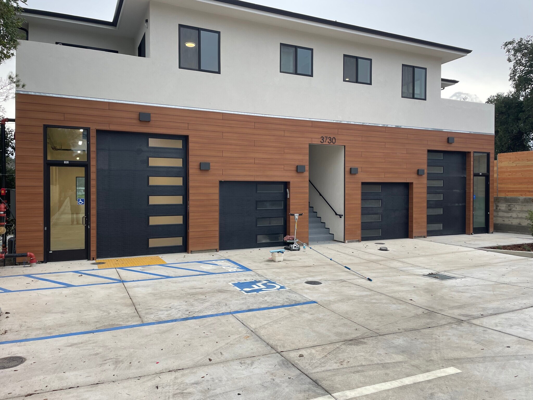 3730 El Camino Real, Atascadero, CA à louer Photo principale– Image 1 sur 10