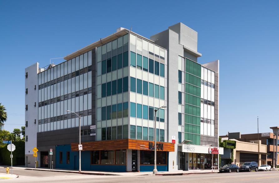 8455 Beverly Blvd, Los Angeles, CA à louer - Photo de l’immeuble – Image 1 sur 5