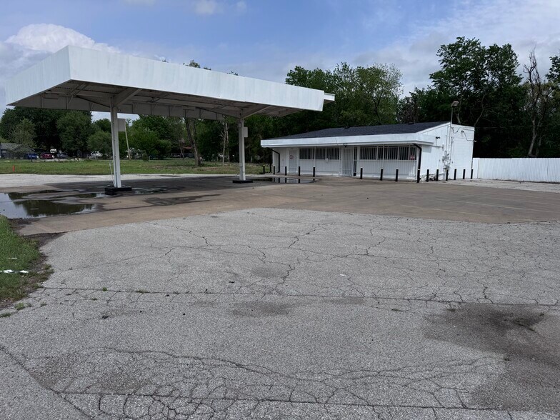 6735 N Peoria Ave, Tulsa, OK à vendre - Photo principale – Image 1 sur 21