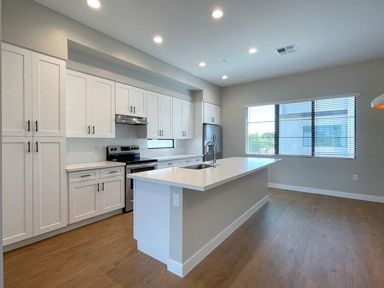 3213 E Flower St, Phoenix, AZ à vendre - Photo de l’immeuble – Image 3 sur 5