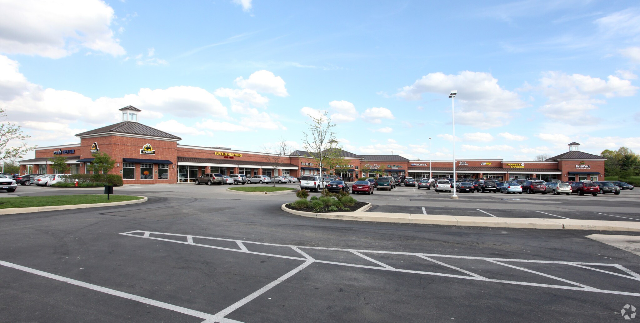 2101-2145 Polaris Pky, Columbus, OH à louer Photo principale– Image 1 sur 2