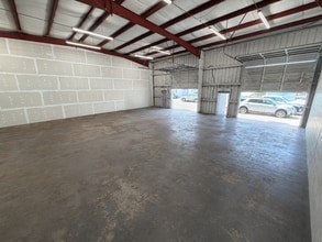 5100 Ulmerton Rd, Clearwater, FL à louer Photo intérieure– Image 2 sur 4