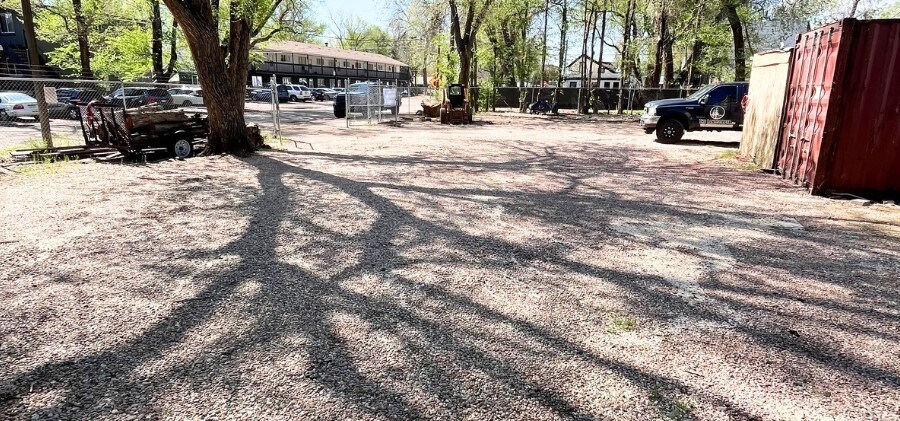 421 E Arvada St, Colorado Springs, CO à louer Photo de l’immeuble– Image 1 sur 6