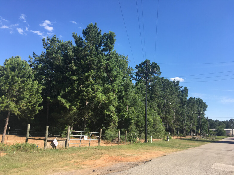 3705 Hilltop Dr, Conroe, TX à vendre - Photo de l’immeuble – Image 3 sur 4