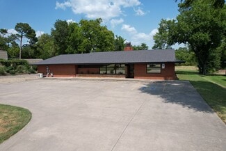 Plus de détails pour 614 Oak Ave, Sulphur Springs, TX - Bureau à vendre