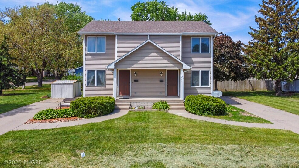 601 15th St SE, Altoona, IA à vendre - Photo principale – Image 1 sur 15