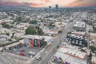 5242 W Adams Blvd, Los Angeles, CA - VUE AÉRIENNE vue de carte - Image1