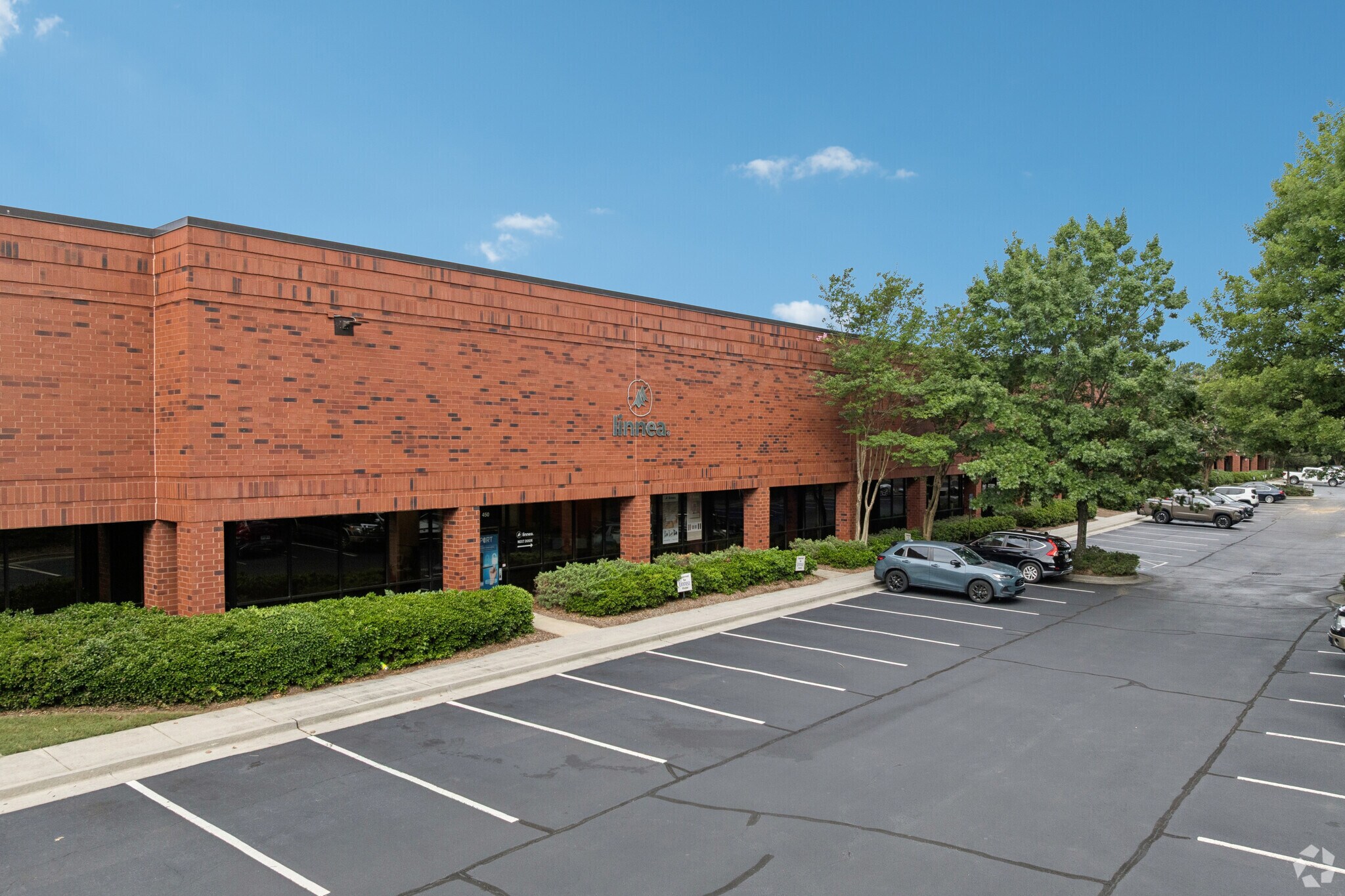 305 Shawnee North Dr, Suwanee, GA à louer Photo de l’immeuble– Image 1 sur 10