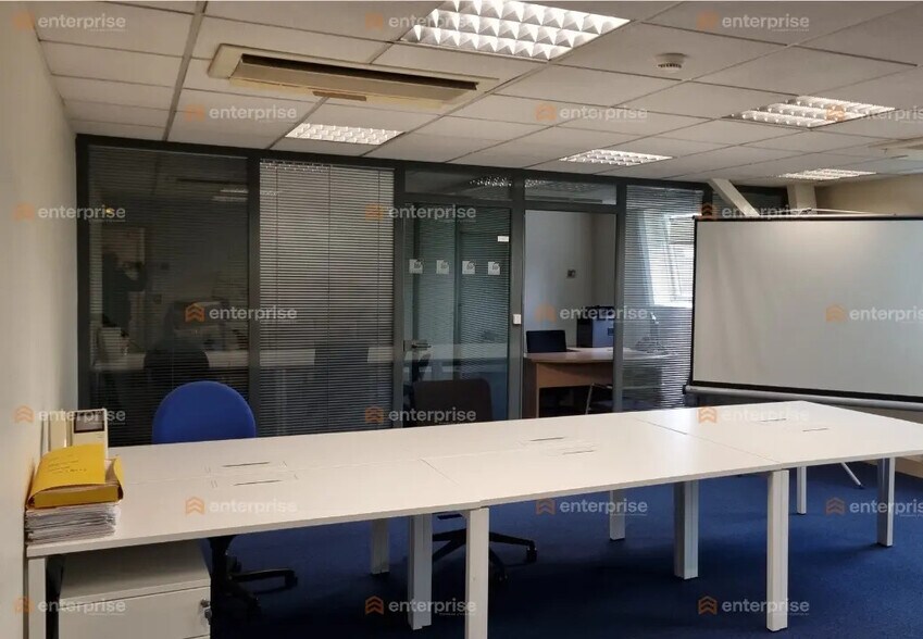 Bureau dans La Madeleine à louer - Photo intérieure – Image 3 sur 4