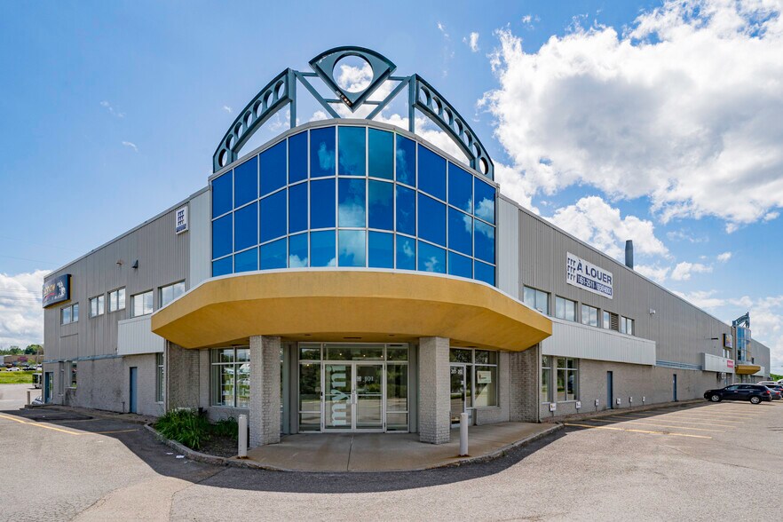 3220 Av Watt, Québec, QC à louer - Photo de l’immeuble – Image 2 sur 3