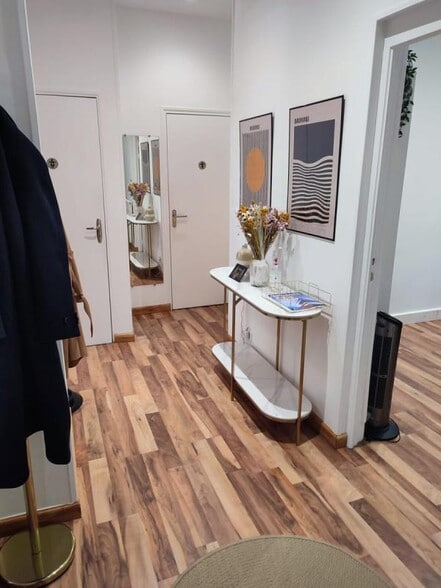 4 Rue De La Bienfaisance, Paris à louer - Photo de l’immeuble – Image 3 sur 14