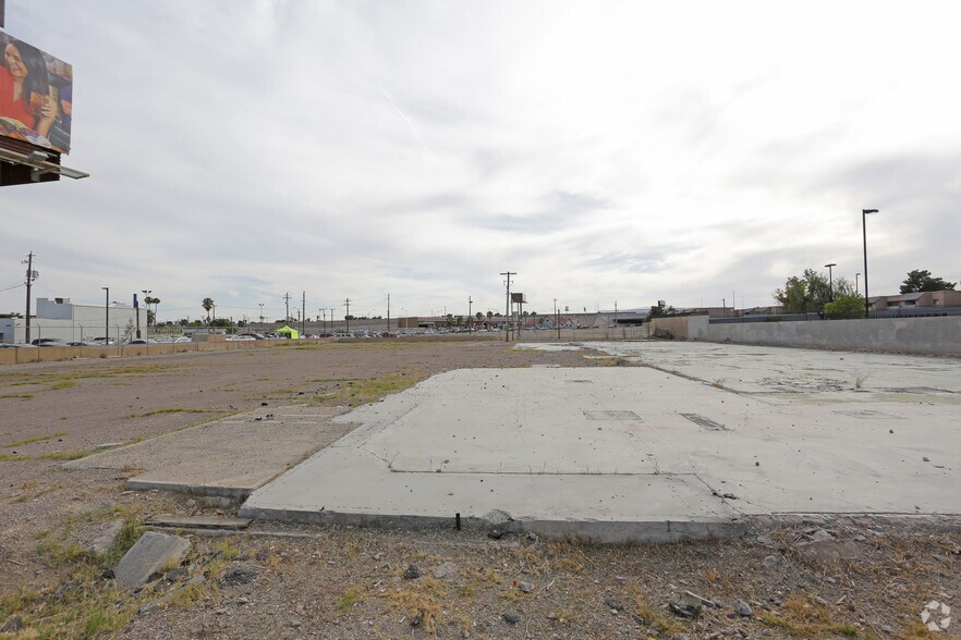 4100 Boulder Hwy, Las Vegas, NV à vendre - Photo de l’immeuble – Image 2 sur 5