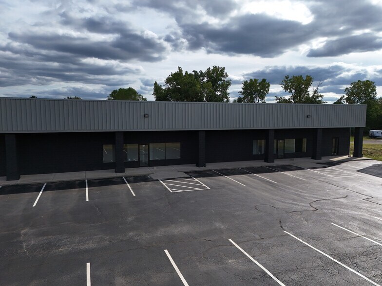 609-621 E Bigelow Ave, Findlay, OH à louer - Photo de l’immeuble – Image 2 sur 25