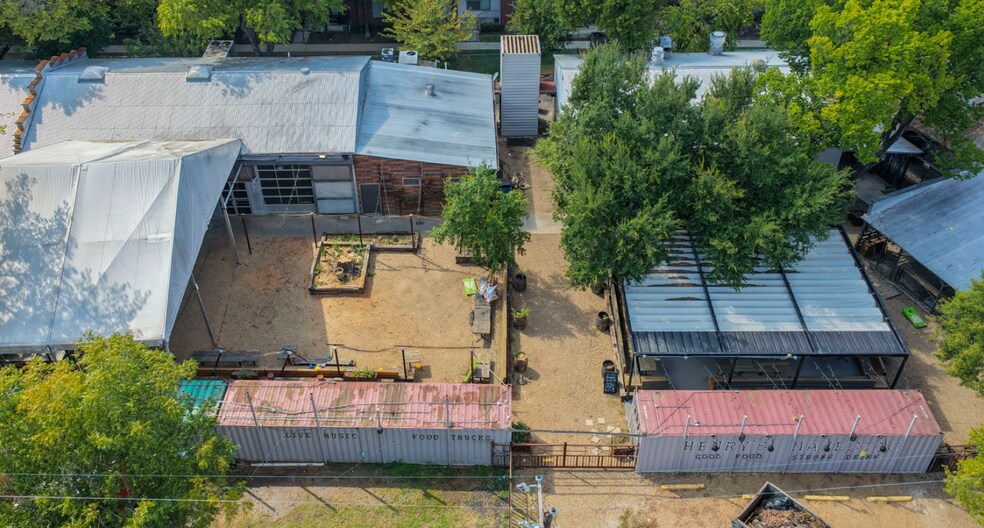 510 W Commerce St, Dallas, TX à vendre - Photo principale – Image 1 sur 4