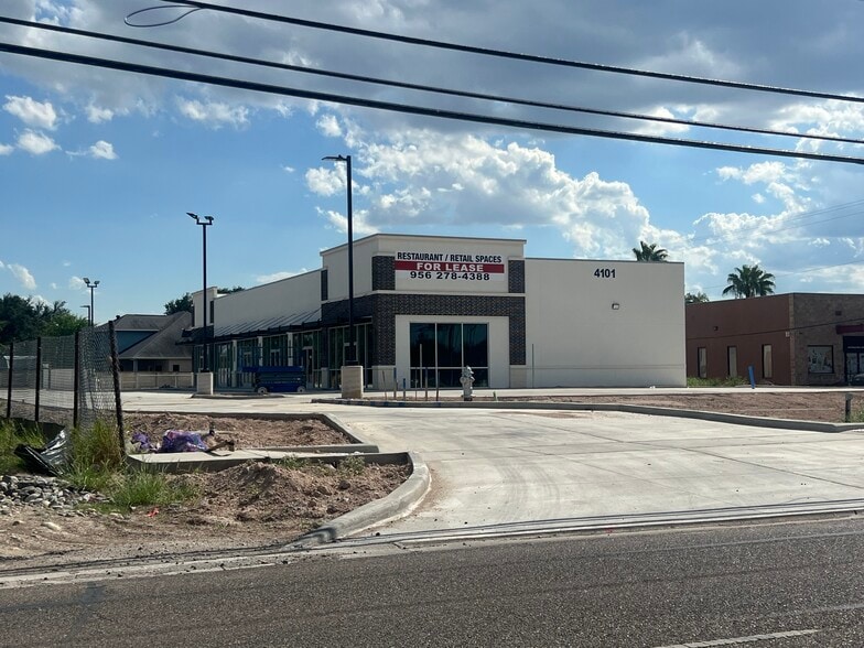 4101 Pecan Blvd, McAllen, TX à louer - Photo de l’immeuble – Image 3 sur 5