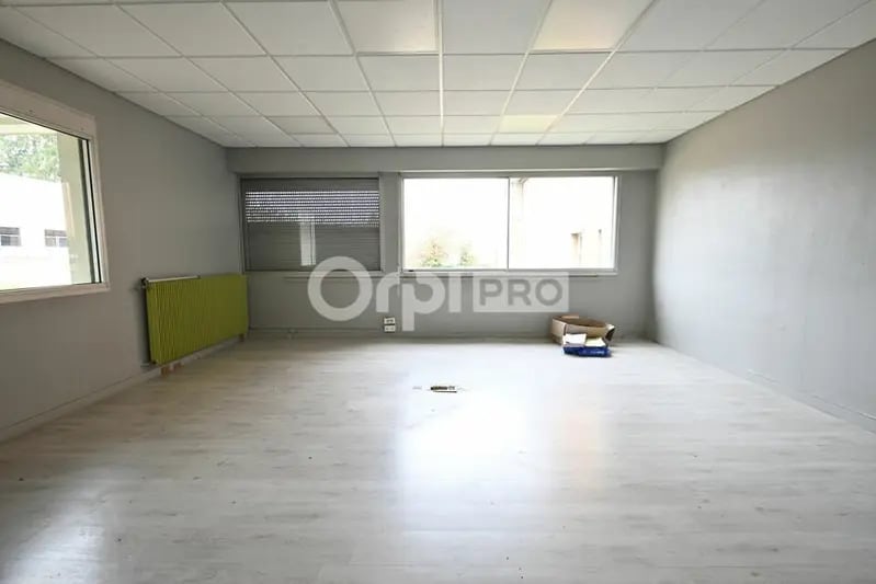 283 Rue Des Bruyères, Le Creusot à vendre - Photo intérieure – Image 1 sur 4
