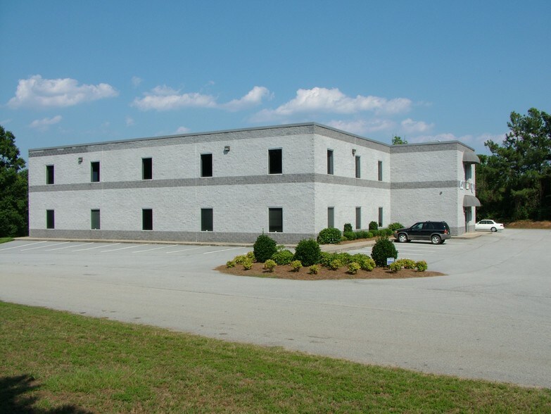 774 Highway 320, Carnesville, GA à vendre - Photo principale – Image 1 sur 5