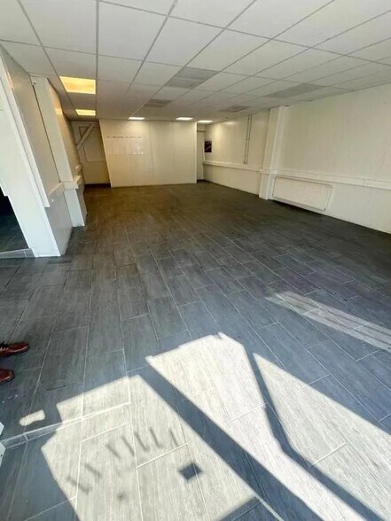 Local d’activités dans Argenteuil à louer - Photo intérieure – Image 3 sur 22