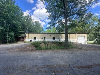 Plus de détails pour 2883 Aero Park Dr, Traverse City, MI - Industriel/Logistique à vendre