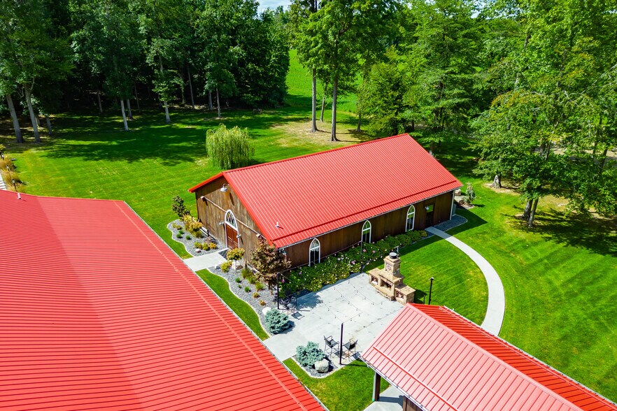 2130 W County Road 200 N, North Vernon, IN à vendre - Photo de l’immeuble – Image 2 sur 18