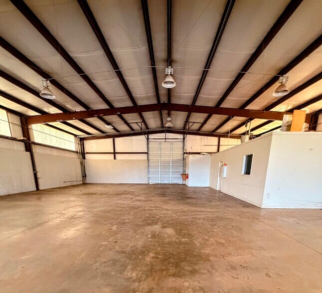 3856 Industrial Cir, Bossier City, LA à louer - Photo de l’immeuble – Image 2 sur 8
