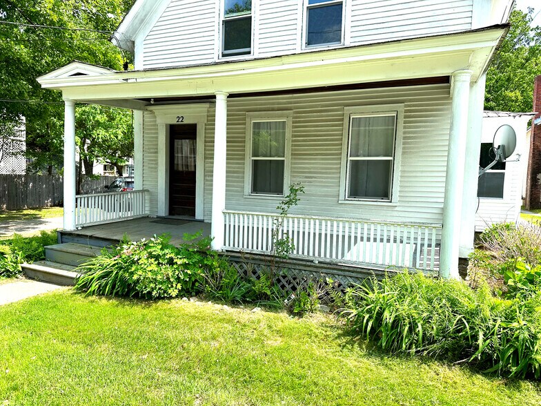 22 Chestnut St, Brattleboro, VT à vendre - Photo de l’immeuble – Image 3 sur 18