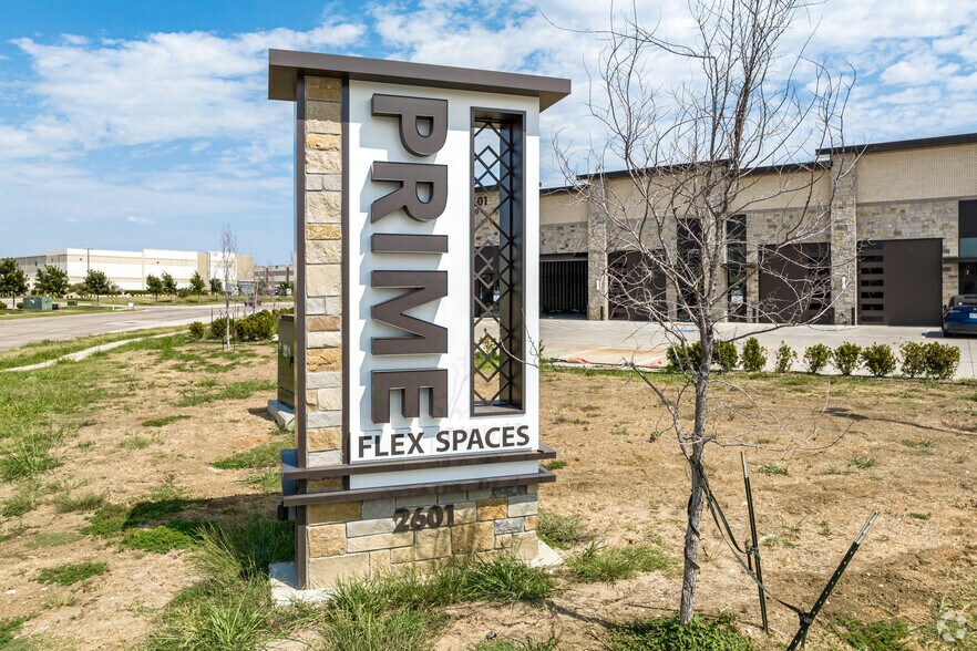 2601 TX-121, Lewisville, TX à vendre - Photo de l’immeuble – Image 2 sur 44