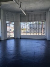 3260-3270 W Pico Blvd, Los Angeles, CA à louer Photo intérieure– Image 1 sur 3