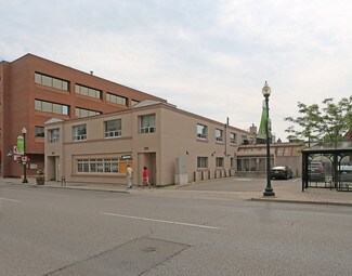 Plus de détails pour 256-260 Church St, Oakville, ON - Bureau à louer