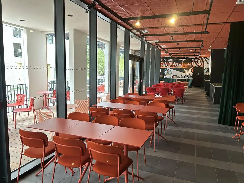 Local commercial dans Bordeaux à louer Photo de l’immeuble– Image 1 sur 14